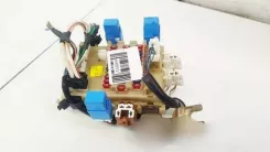 Блок запобіжників Nissan Primera / Комплектний 24350AV700 0827022