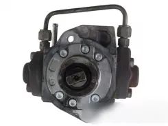Насос паливу високого тиску Toyota Avensis T250 221000R011 08877 HU2940000870
