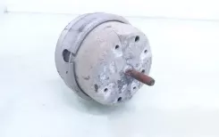 Кронштейн двигуна Volkswagen PASSAT B5 1001990040 T10621447