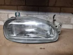 Фара Mazda 121 0014095