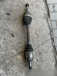 Toyota RAV 4 (XA20) Передній піввісь 00641253 05062720593