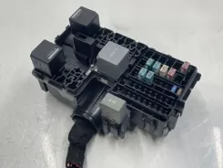 Рамка / модуль запобіжників Volvo V60 31384034 1066755 K067R