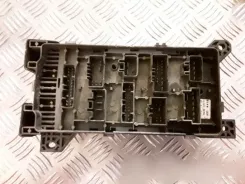 Рамка / модуль запобіжників KIA Sorento 911603E040 10040113047