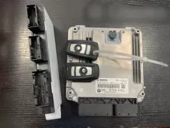 Комп'ютер/блок керування двигуном BMW X3 F25 та комплект ключів 8518479 030038965 9268749