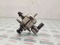 Volkswagen PASSAT CC Паливний насос високого тиску 06H127025D