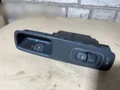 Кнопки вікон Volvo S80 8682950 02W04E
