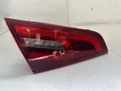 Audi A3 S3 8V Ліхтарі кришки заднього багажника 8V4945093A 0307575 000081110102504