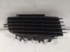 Opel Vectra C Нижня решітка переднього бампера 09186130