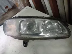 Фара Opel Omega B2 084421124R 084421115F