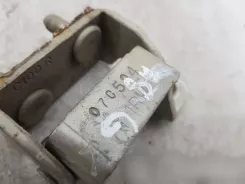 Верхня петля передніх дверей Chevrolet Captiva 070504 01RH