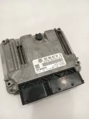 Контролер / модуль ЕБУ Volkswagen Touran II 03C906027DA 03C907309G 0261S06720
