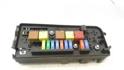 Рама / Модуль запобіжників Opel Signum 13144711 00109920 519068019
