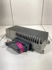 Підсилювач аудіо Audi A5 Sportback 8TA 8R0035223F 0409101104