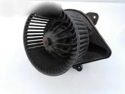 Вентилятор вентилятора Nissan Primastar / F934163T 033714740011 E3-B4-32-1