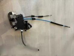 Замок задніх дверей Mercedes-Benz C W204 A0997300135 0997300135