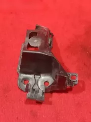Кронштейн / кріплення заднього бампера Citroen C5 9681049780 013674 70100883