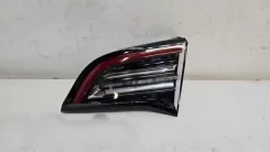 Задній ліхтар Tesla Model Y 1077400-00-C