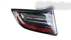 Лампи задньої кришки багажника Tesla Model 3 107740100 107740100F 1077403