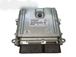 Блок керування двигуном Volvo V70 P31303388 1039S30872 0281015286