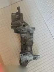Audi Q3 8U Опора двигуна / собачка 04L903143D 030220160643