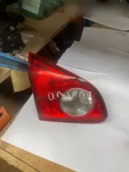 Лампи кришки багажника заднього бампера Nissan Qashqai 89071063 07032L800T