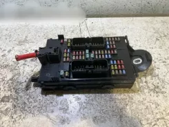 Блок запобіжників Volvo XC90 / Комплектний 31346672 0028093 K067R