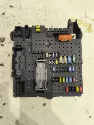 Модуль комфорту / контролер Volvo V70 30728512 00006198968 28017881