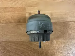 Audi A6 S6 C6 4F Підвіска / кронштейн двигуна 4F0199382D 05022514382