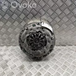 Зчеплення Volkswagen Golf VIII / Комплект 06E141025A 05E141031D