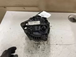 Генератор змінного струму Renault Megane II 8200667610 107049236 2543563A