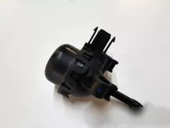 Вакуумний клапан Volkswagen Tiguan 1019886 1064806