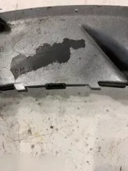 Решітка радіатора / Повітрозабірник переднього крила Ford S-MAX 6M2116C217ADW