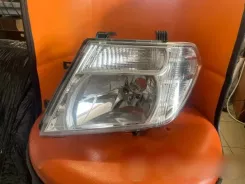 Фара Nissan Navara 0821511F8LM 0821511F 26010EB
