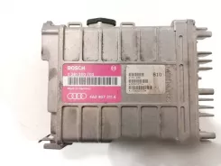 Блок керування Audi 80 90 S2 B4 0261200703 4A0907311A