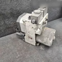 Audi A4 S4 B5 8D Насос ABS 8E0614111R 0265220