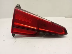 Audi A4 S4 B9 Ліхтарі кришки заднього багажника 8W5945075 00006541 2SA01224901