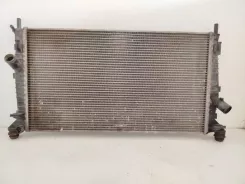 Радіатор Ford Focus 3M5H8005RK 10121010 0374CC