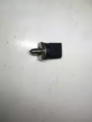 Датчик тиску палива Skoda Octavia Mk2 (1Z) 06H906051A