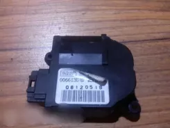 Opel Vectra C Моторчик обігрівача 006613u 0812051b