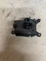 Двигун обігрівача Audi Q7 4L 52411483R06 040613D05 3093694
