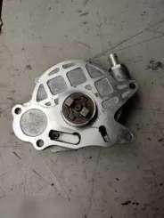 Вакуумний насос Volkswagen PASSAT B7 03L145100F 060309C12