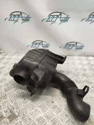 Корпус повітряного фільтра Volkswagen Golf V 1TD129622 0057600