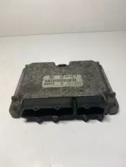 Контролер / модуль ЕБУ Volkswagen Golf IV 038906018GS 28SA4161 0281010242