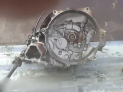 Skoda Octavia Mk1 (1U) Механічна 5-ступінчаста коробка передач 002301107K