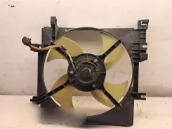Кришка вентилятора радіатора Subaru Outback F19000A26182 04051100
