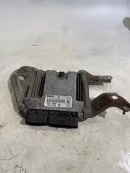 Контролер / модуль ЕБУ Toyota Yaris 0281012322 1039S15560 896610D450