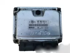 Контролер / модуль ЕБУ Volkswagen Golf IV 0281010302 038906019GJ 28SA4557