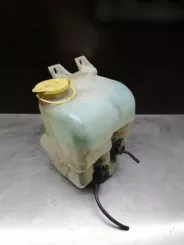 Бачок рідини для омивача лобового скла/вітрового скла Subaru Impreza II 000066