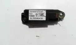 Датчик удару подушки безпеки Audi A3 S3 8L 8L0959643B 023030727ZO