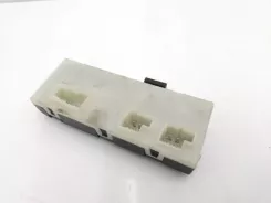 Блок керування BMW 2 F45 / Модуль електричних дверей багажника 8739659 008001000 A2C7539810900